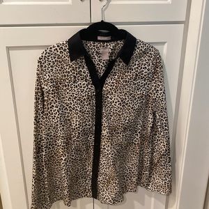 Chicos leopard print no iron button blouse with black label Chicos size 1